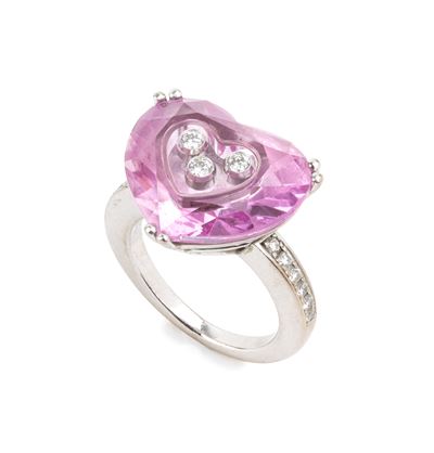 Anello Happy Diamonds a cuore in oro bianco 18k con diamanti mobili e vetri zaffiro