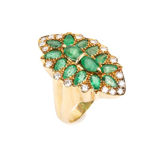 FILIPPO MORONI - Anello a fascia in oro con smeraldi e diamanti   