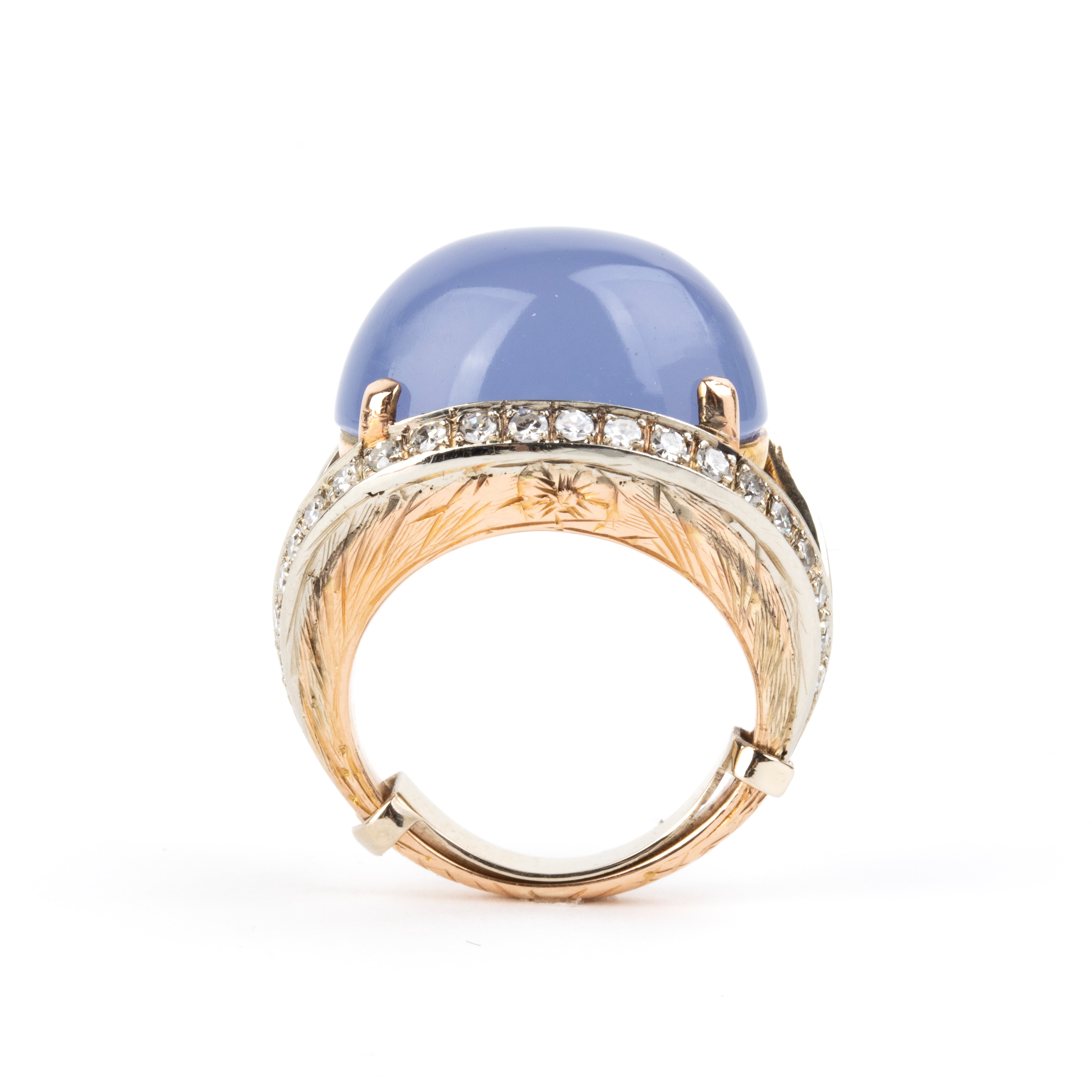 Anello in oro bianco 18k con diamanti e crisopazio (cabochon)