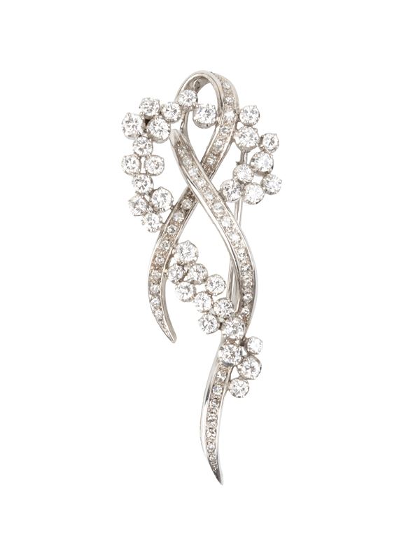 Spilla in oro con diamanti