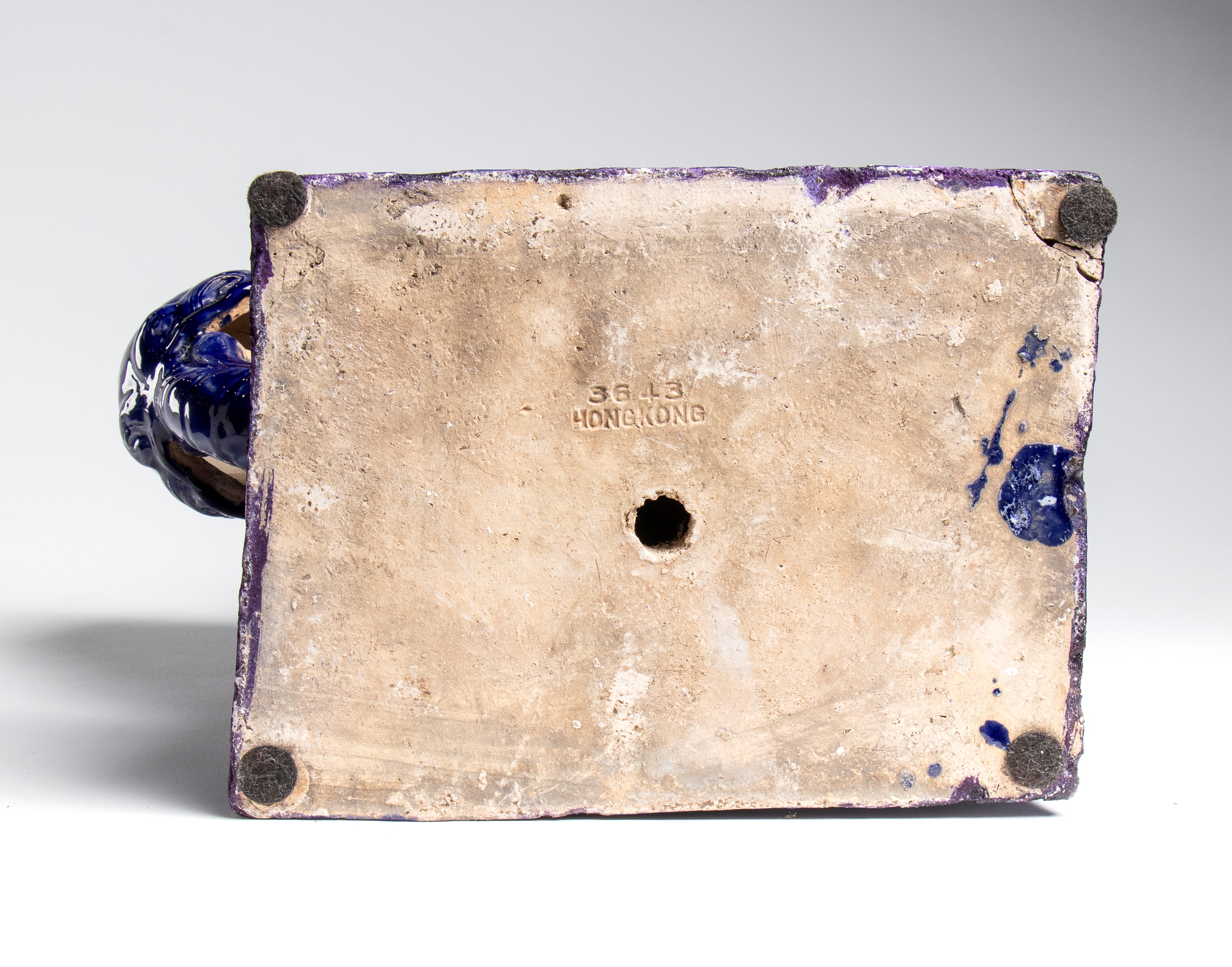 Coppia di cani di Fo, ceramica smaltata blu scuro, Cina, fine XIX-XX secolo