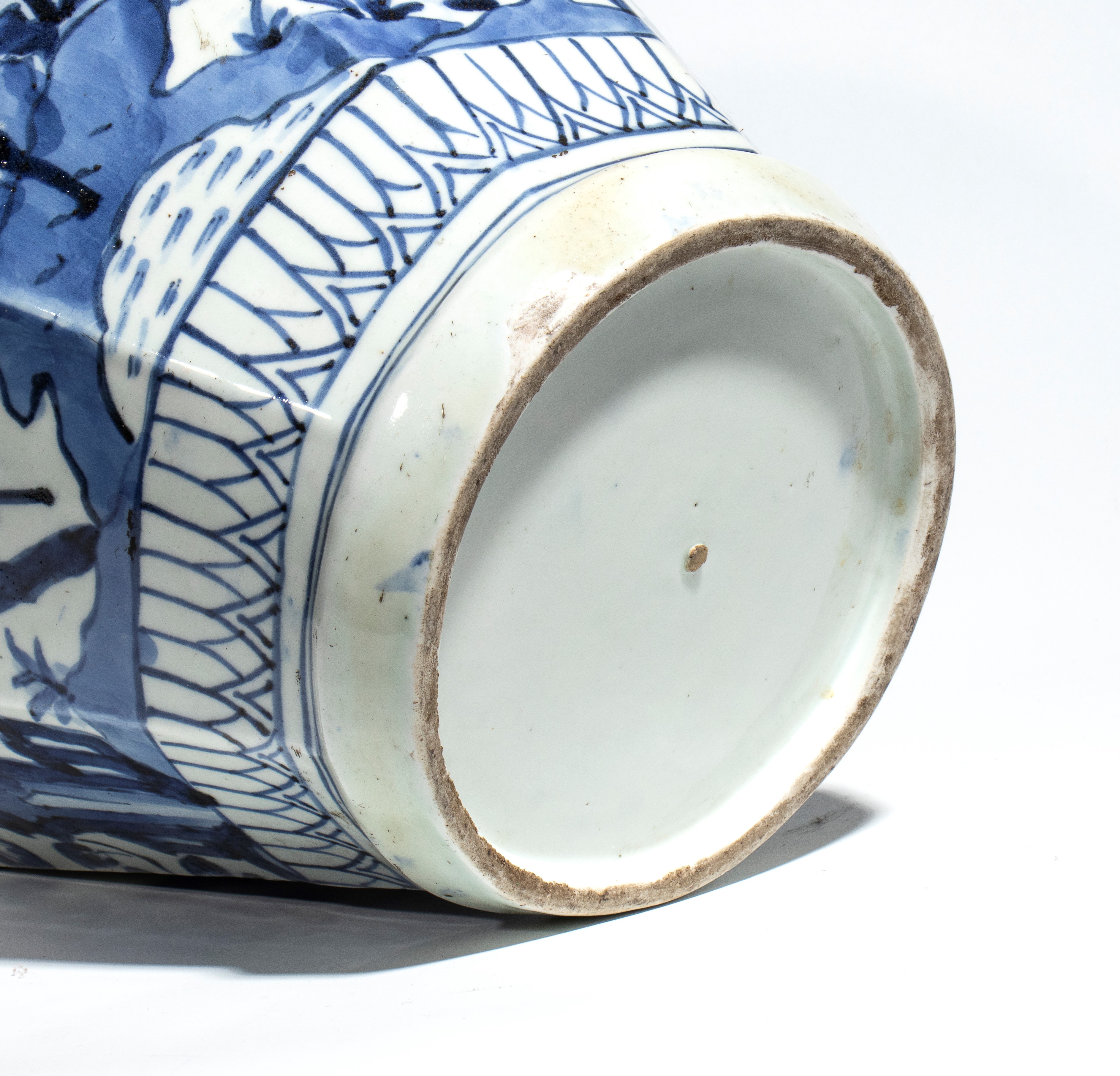 Vaso Imari, porcellana Arita bianca e blu, Giappone, Periodo Edo (XVII–XVIII secolo)