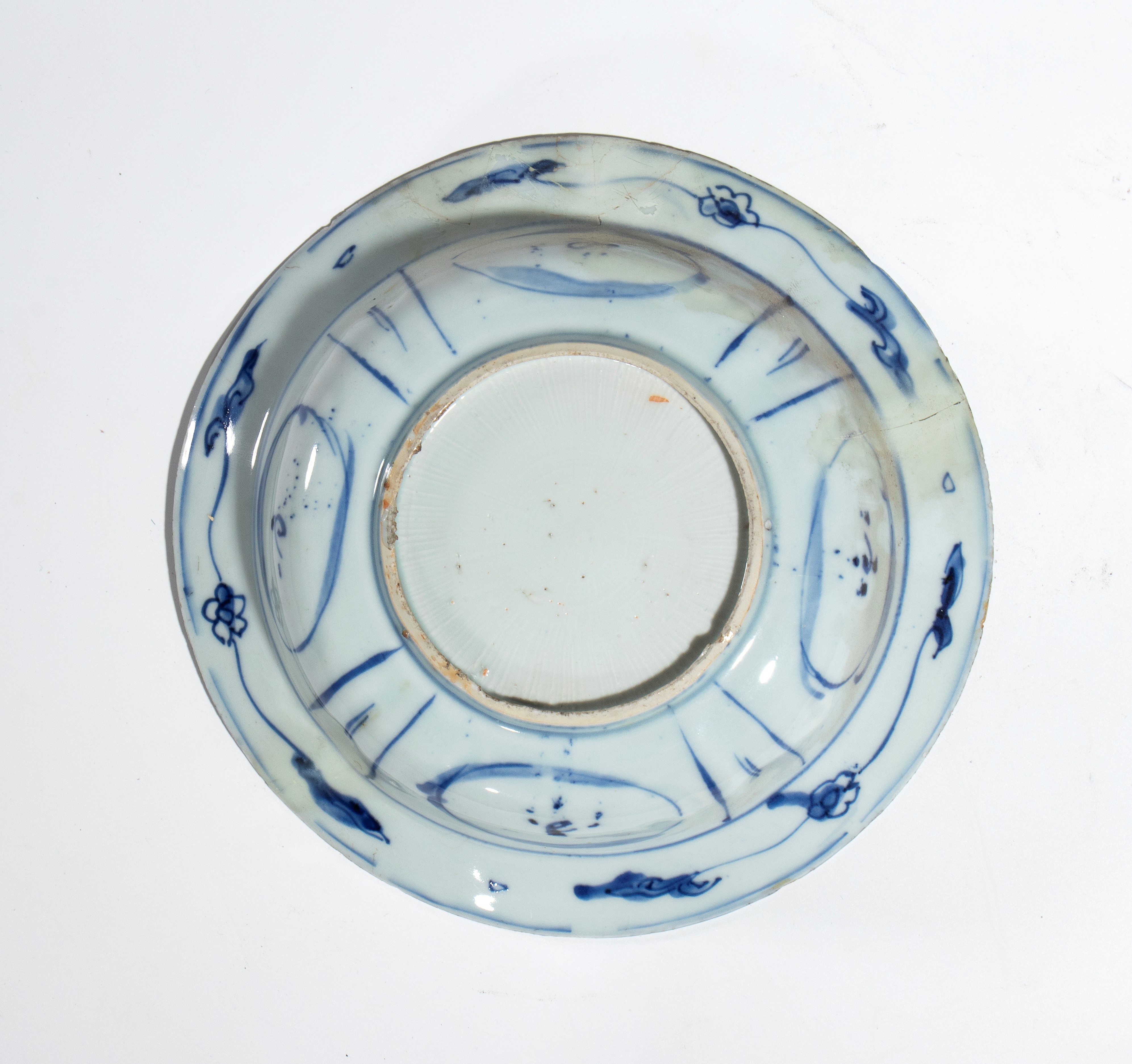 Piatto in porcellana Kraak, decorazione floreale e uccelli (Cina, dinastia Ming, fine XVII secolo...