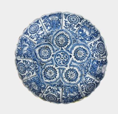 Piatto in porcellana Kraak, Dinastia Qing, periodo Kangxi