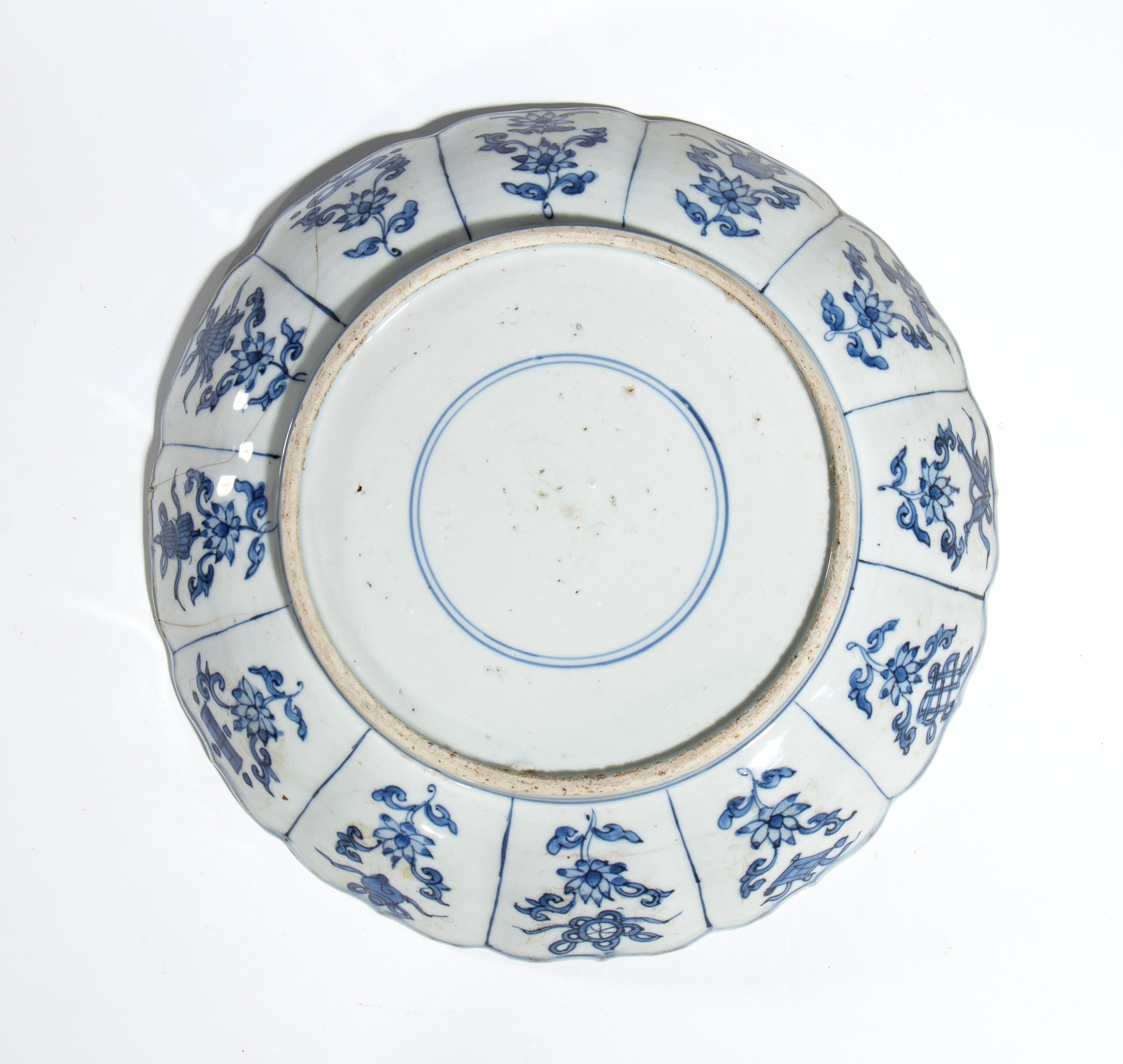Piatto in porcellana Kraak, Dinastia Qing, periodo Kangxi