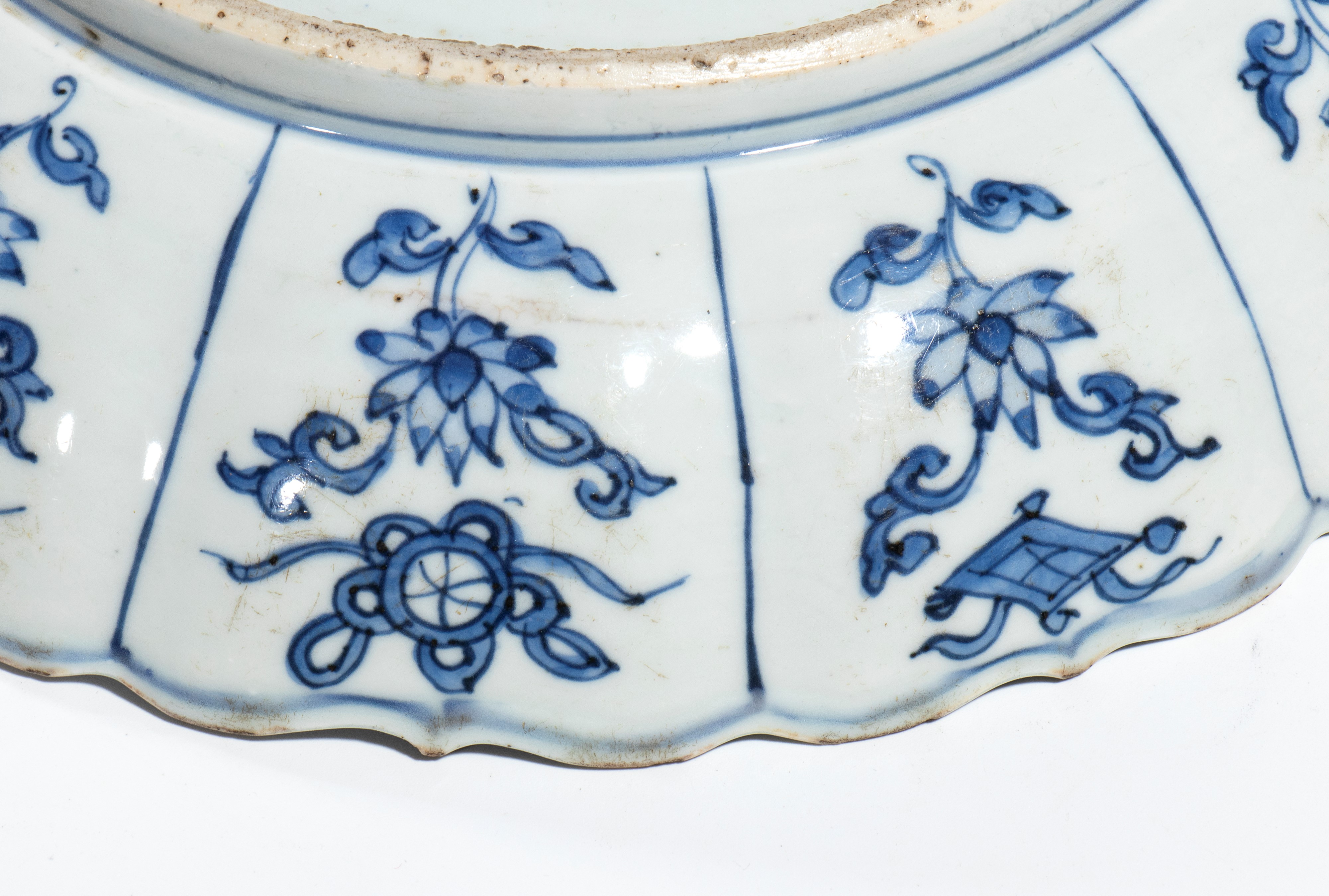 Piatto in porcellana Kraak, Dinastia Qing, periodo Kangxi