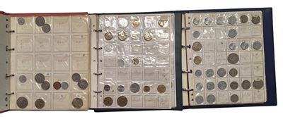 Estere. 3 Album Contenenti 385 Monete XX Secolo. Botswana-ciad-moldavia-ucraina-transistria-oman-...