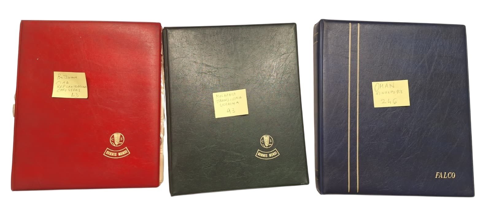 Estere. 3 Album Contenenti 385 Monete XX Secolo. Botswana-ciad-moldavia-ucraina-transistria-oman-...