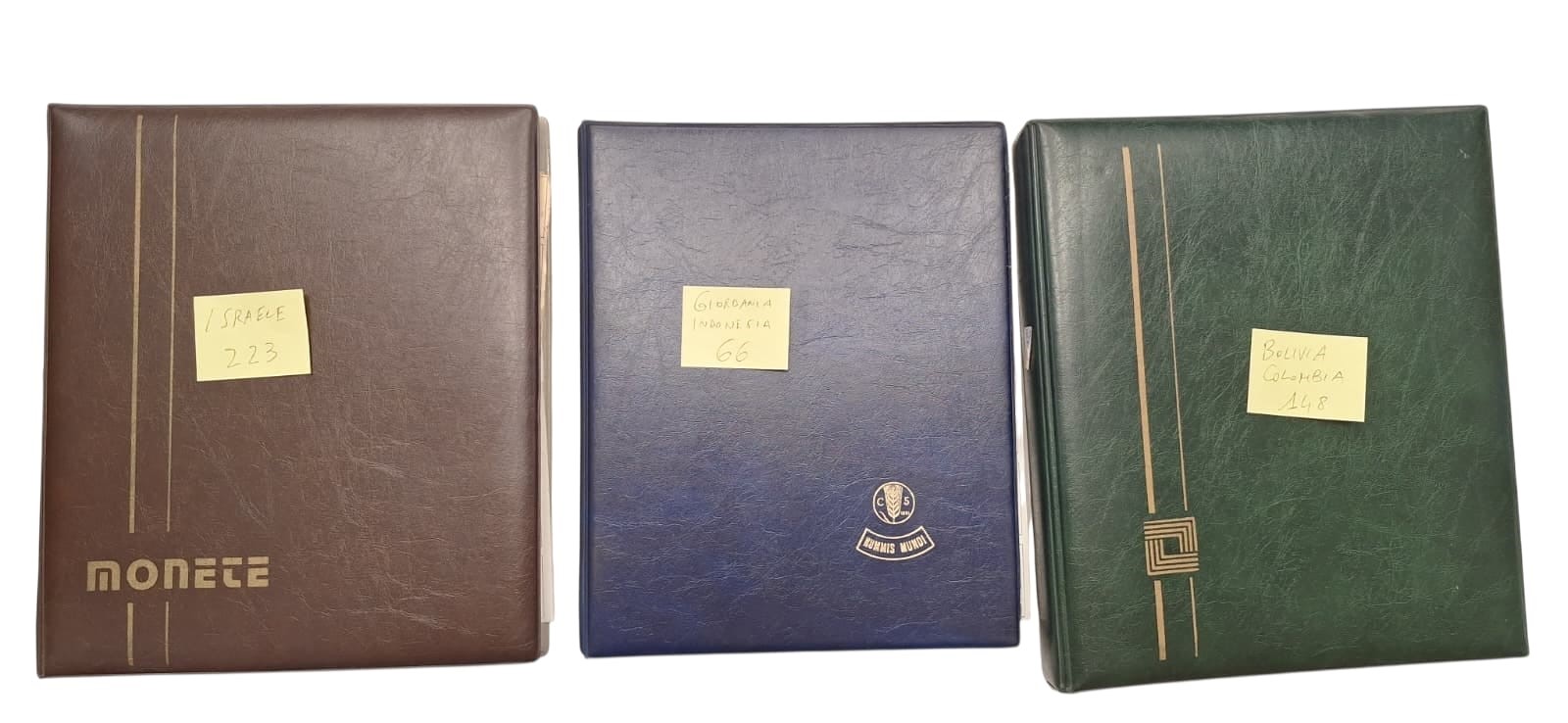 Estere. 3 Album Contenenti 437 Monete XX Secolo. Israele-giordania-indonesia-bolivia-colombia. No...