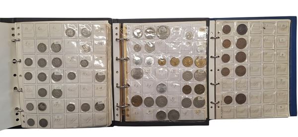 ESTERE. 3 album contenenti 437 monete XX secolo. ARGENTINA-SAN MARINO-TUNISIA-INGHILTERRA. Nominali, metalli, date e conservazioni varie. Argento escluso.