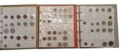 Estere. 3 Album Contenenti 378 Monete XX Secolo. Libano-sudafrica-kuwait-kirgizista-macao-malesia...