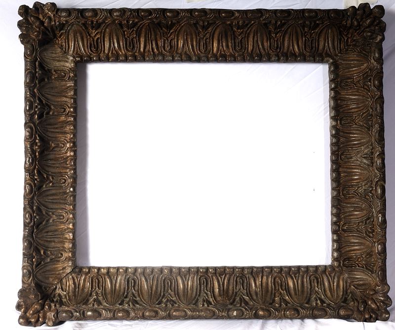 Cornice in Carta Pesta a Patina Bronzo