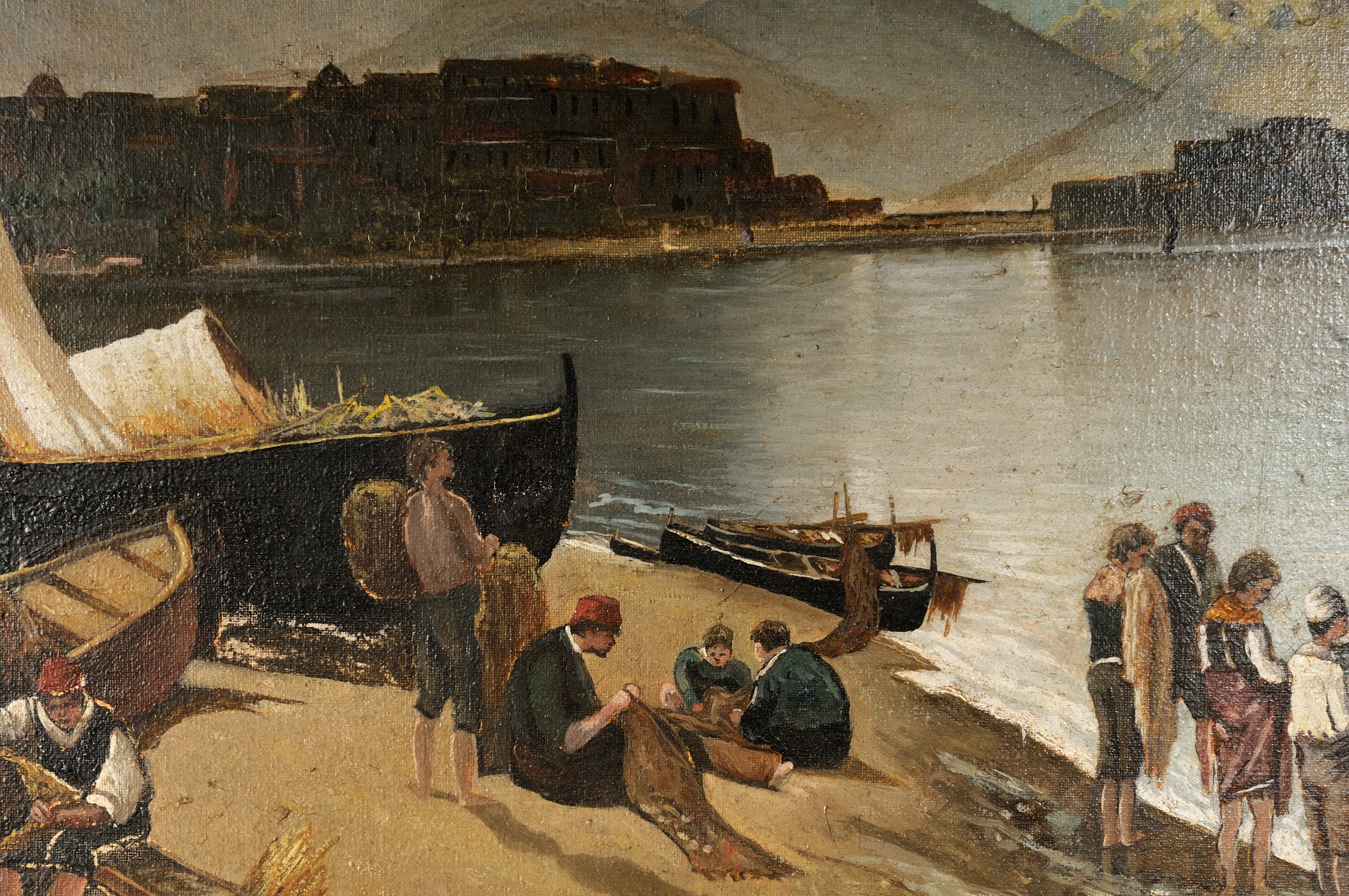 Scorcio di Marina con Imbarcazioni e Pescatori