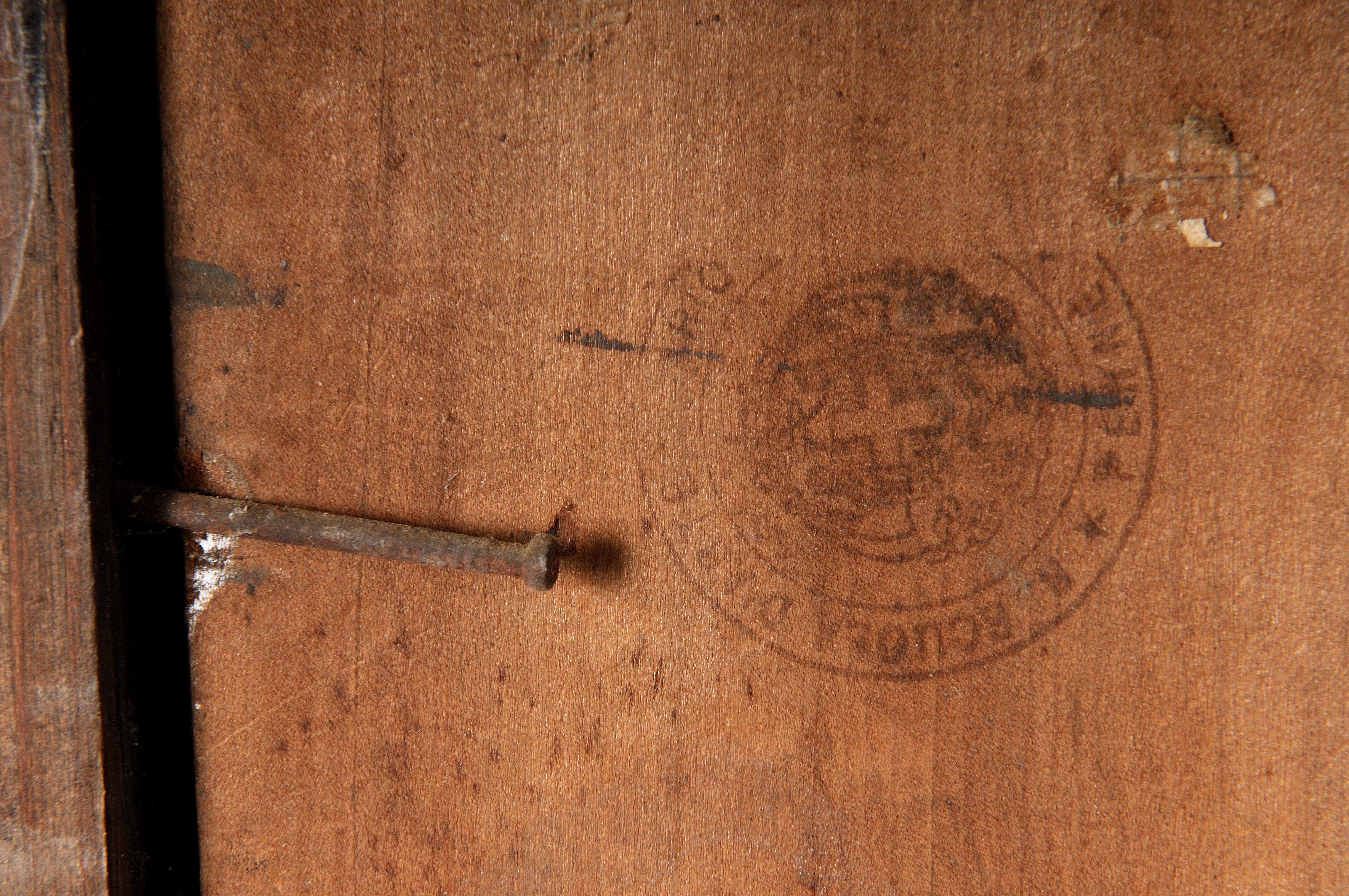 Busto di Fanciullo in Altorilievo in Legno