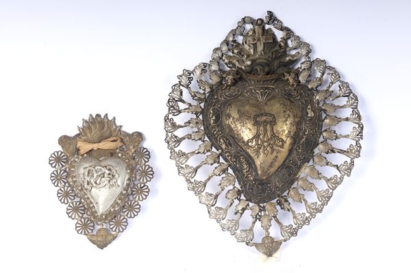 Lot of two Marian votive offerings