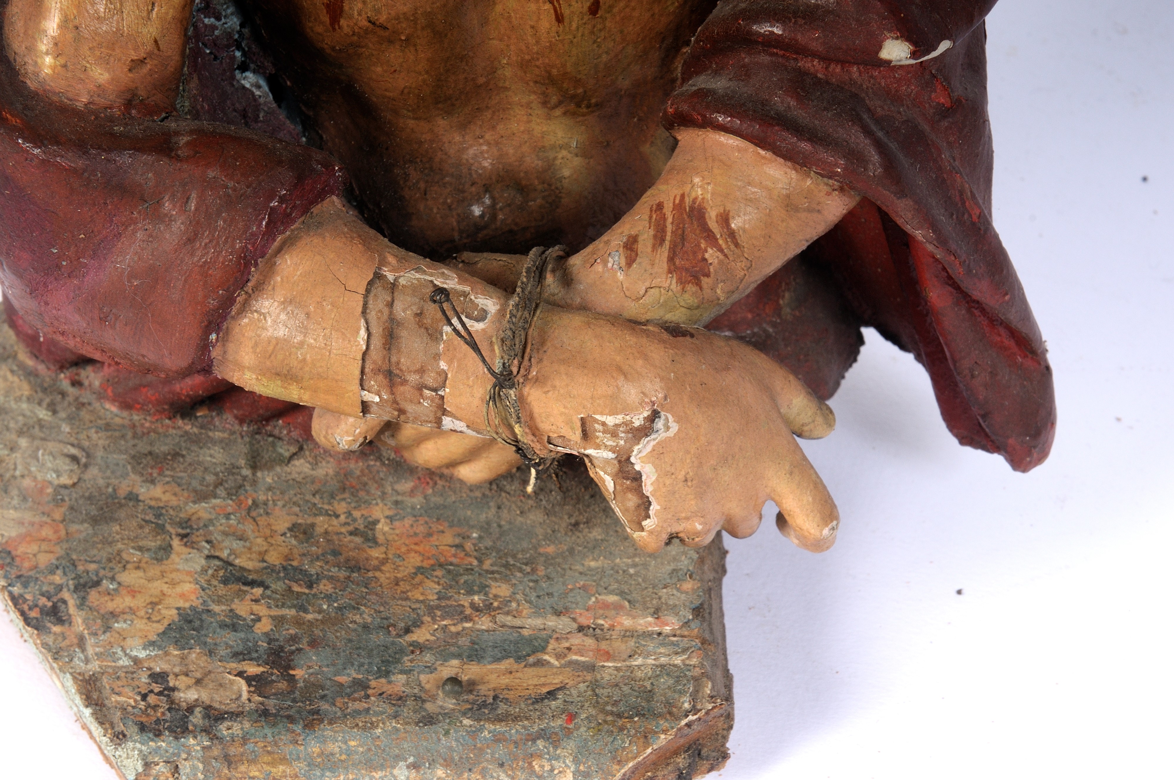 Ecce Homo . Scultura in Legno Laccato