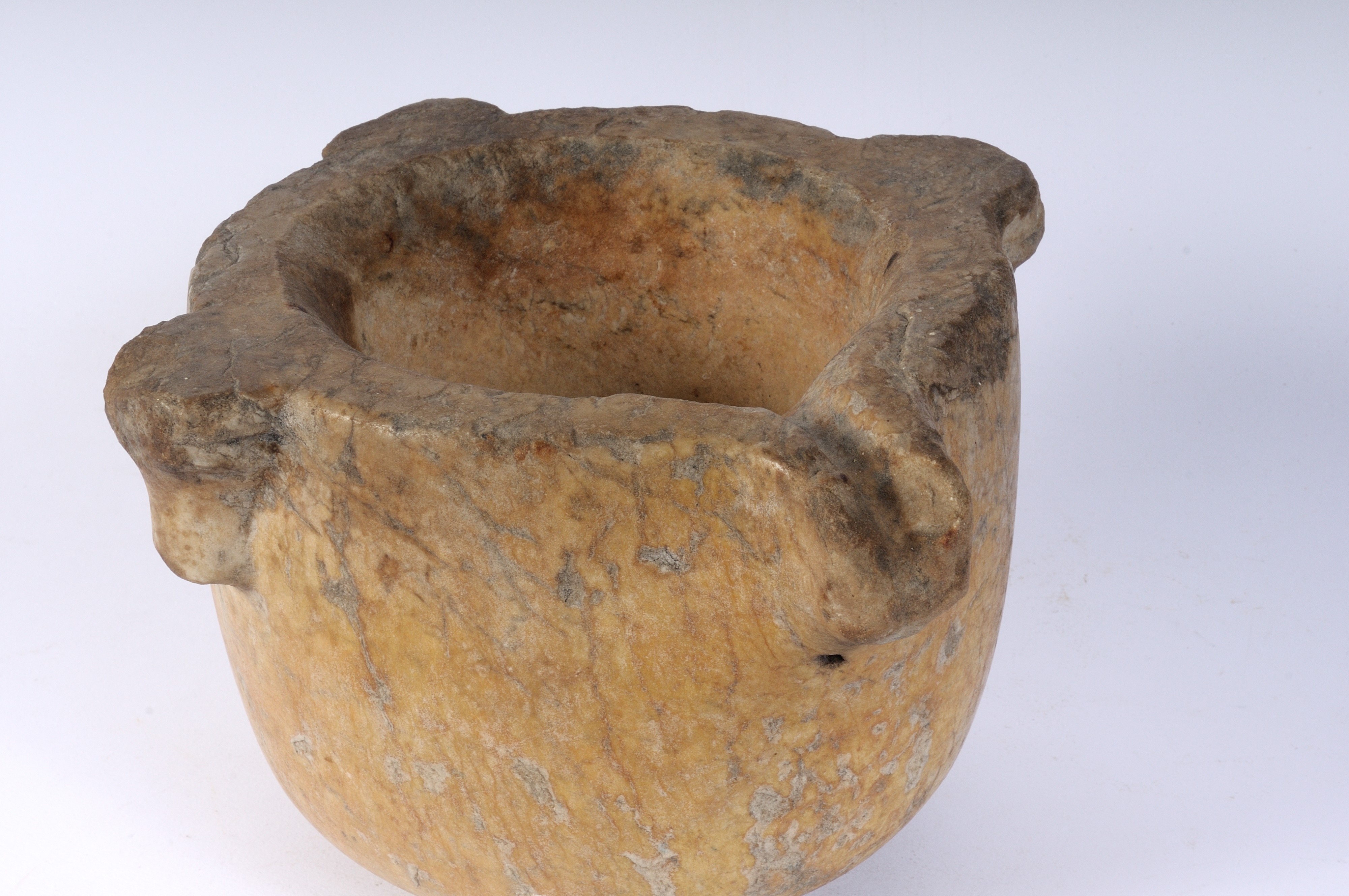 Mortaio da Spezieria in Marmo Giallo di Vicenza