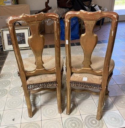 Coppia di Seggiole in Legno Dorato