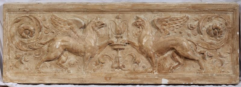 Fregio Archittonico con Grifoni e Girali
