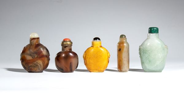 Gruppo di cinque tabacchiere. Cina, XIX-XX secolo