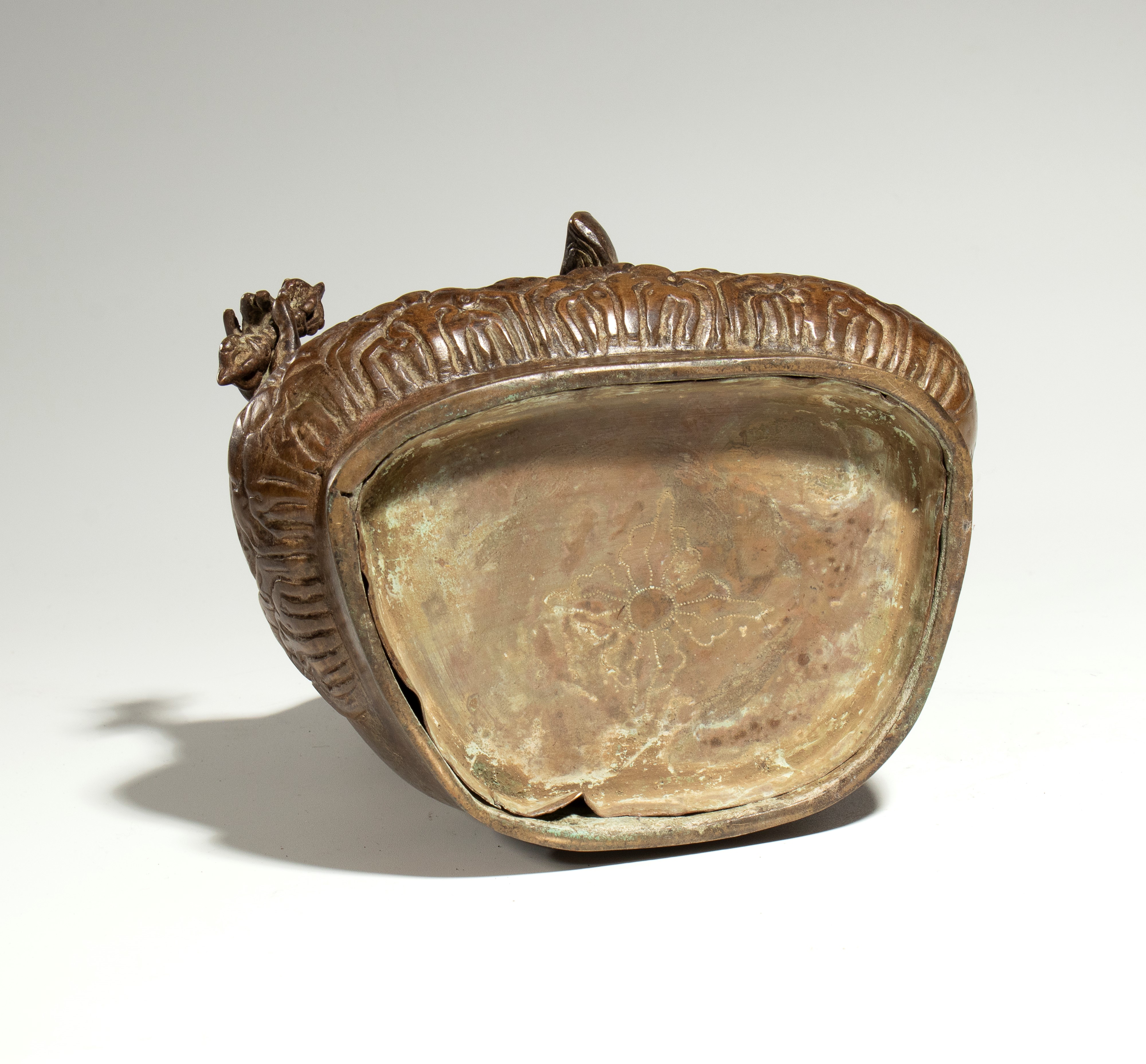 Tibet, Padmasambhava, figura in rame sbalzato (repoussé),  XIX secolo