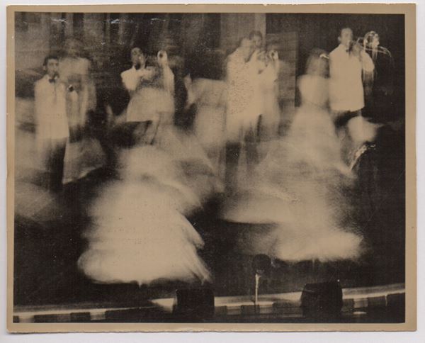 Futurist Photodynamics