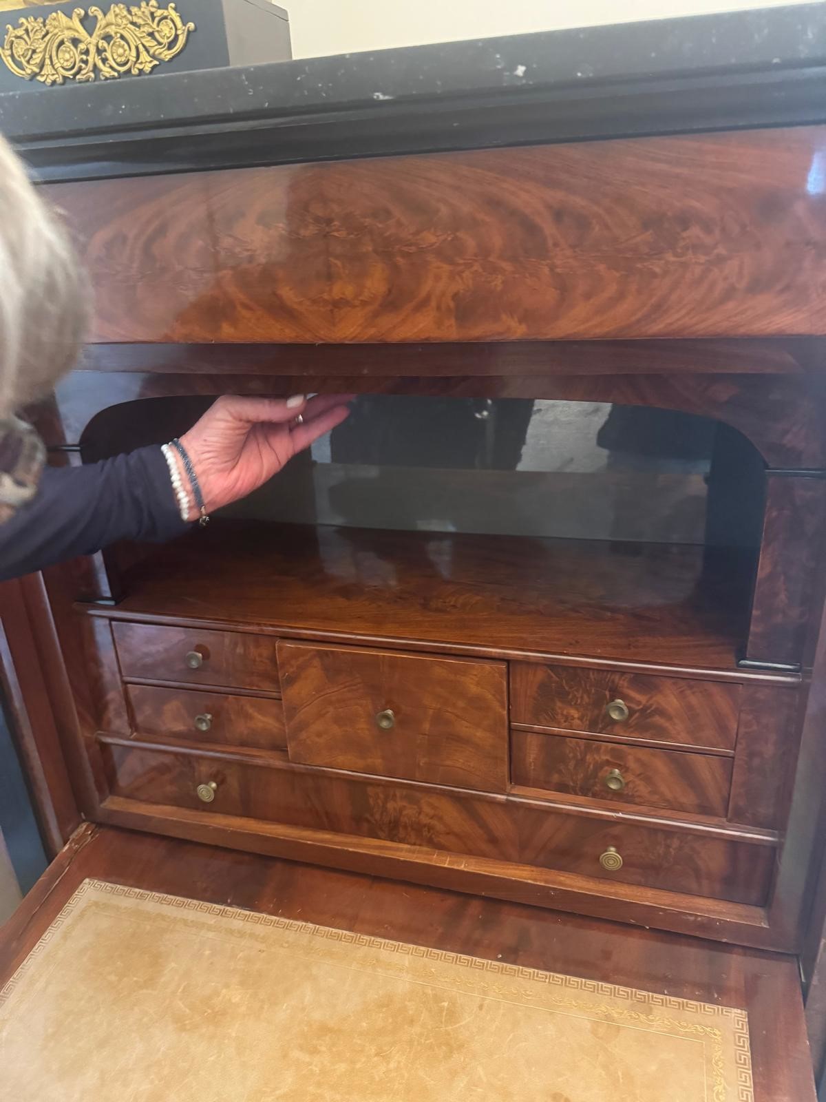 Secretaire in Mogano a Battente,