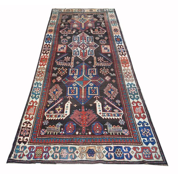An Akstafa long rug