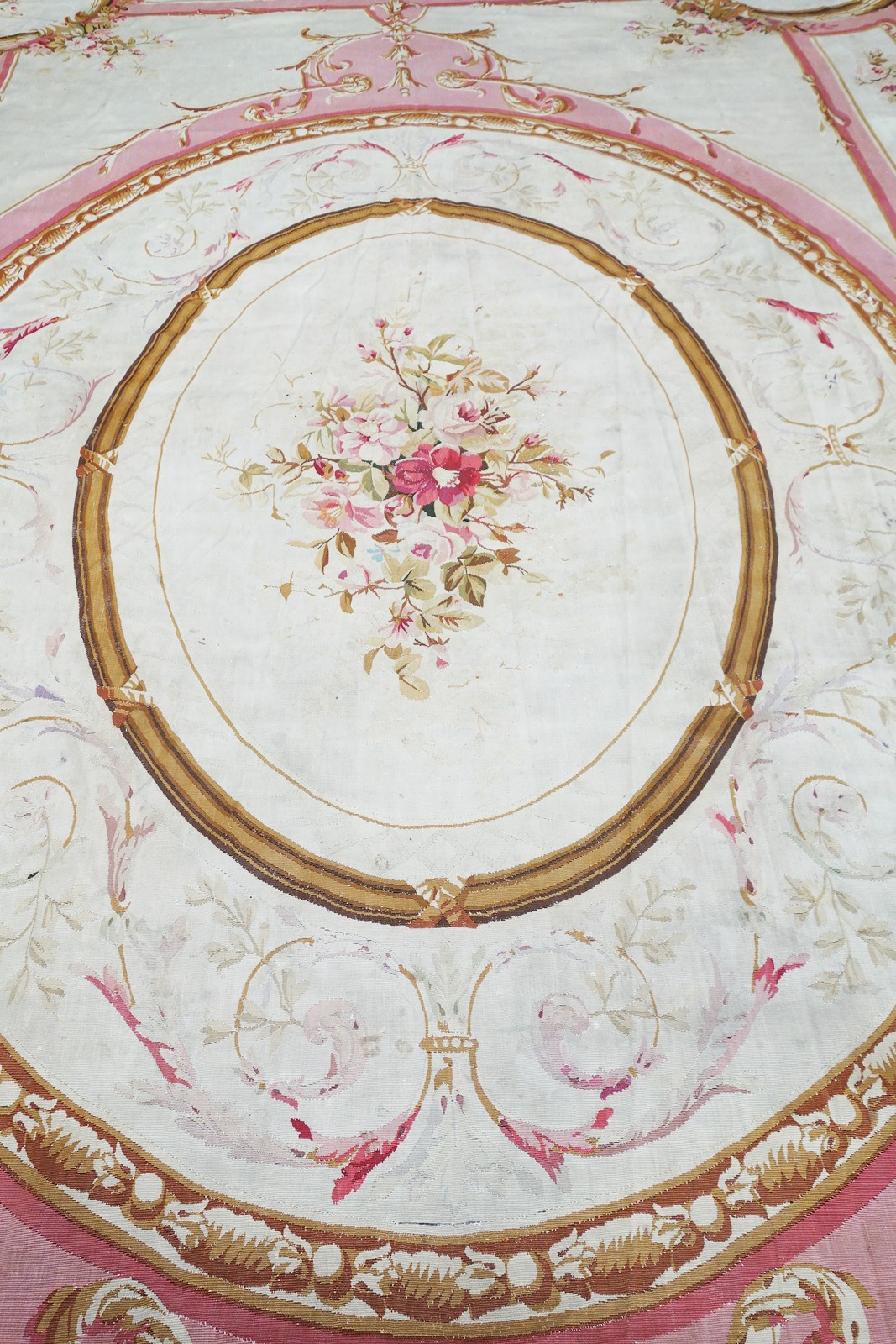 Manifattura reale di Aubusson, Tappeto Aubusson “tapis de pied”