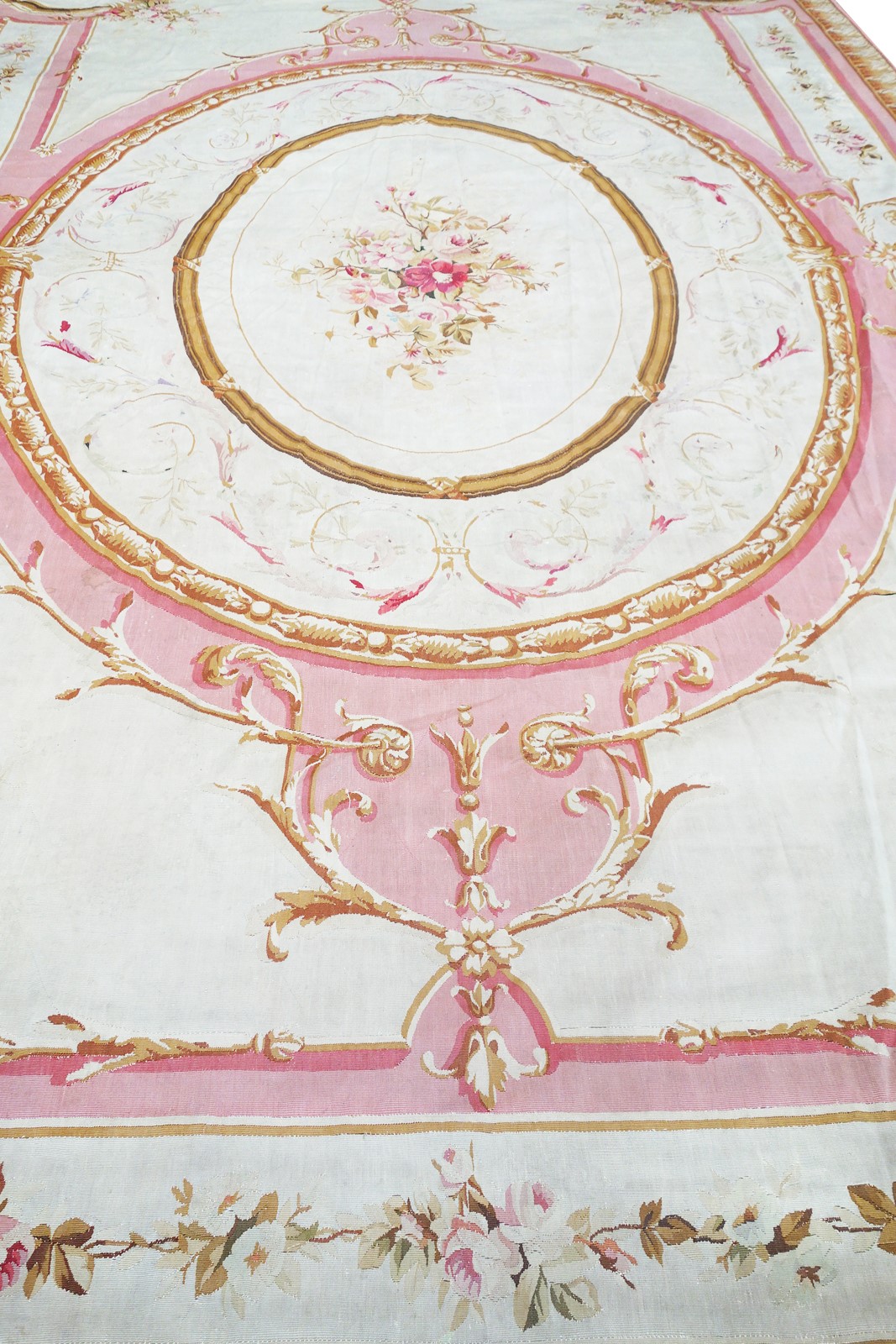 Manifattura reale di Aubusson, Tappeto Aubusson “tapis de pied”