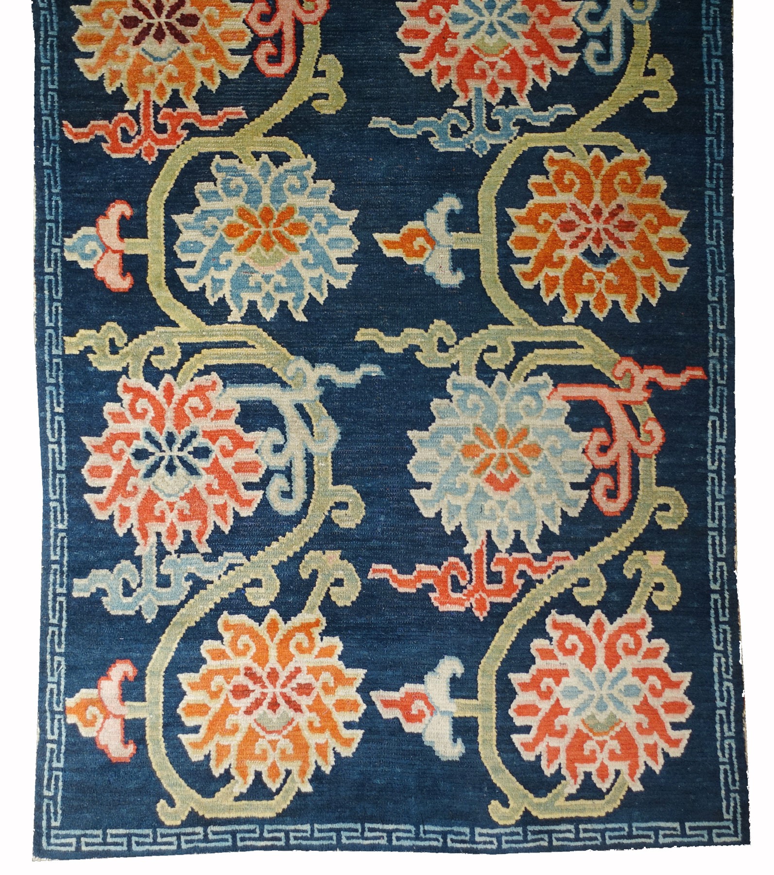 Tappeto “Khaden”, decorazioni a fiori di loto, Tibet, circa 1900, lana