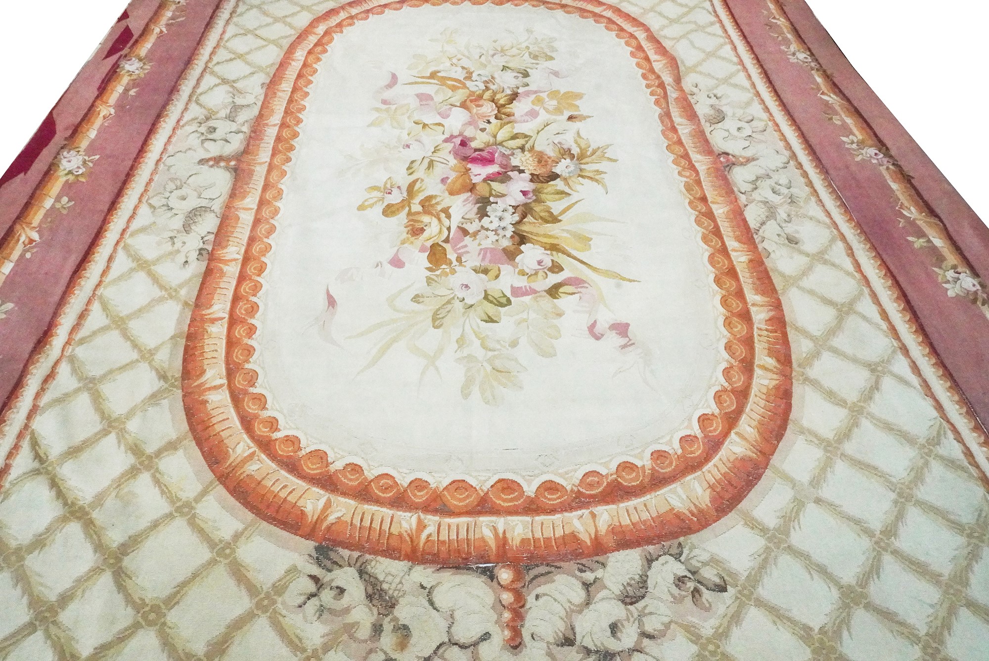 Manifattura Reale di Aubusson, Tappeto Aubusson “Tapis de pied”