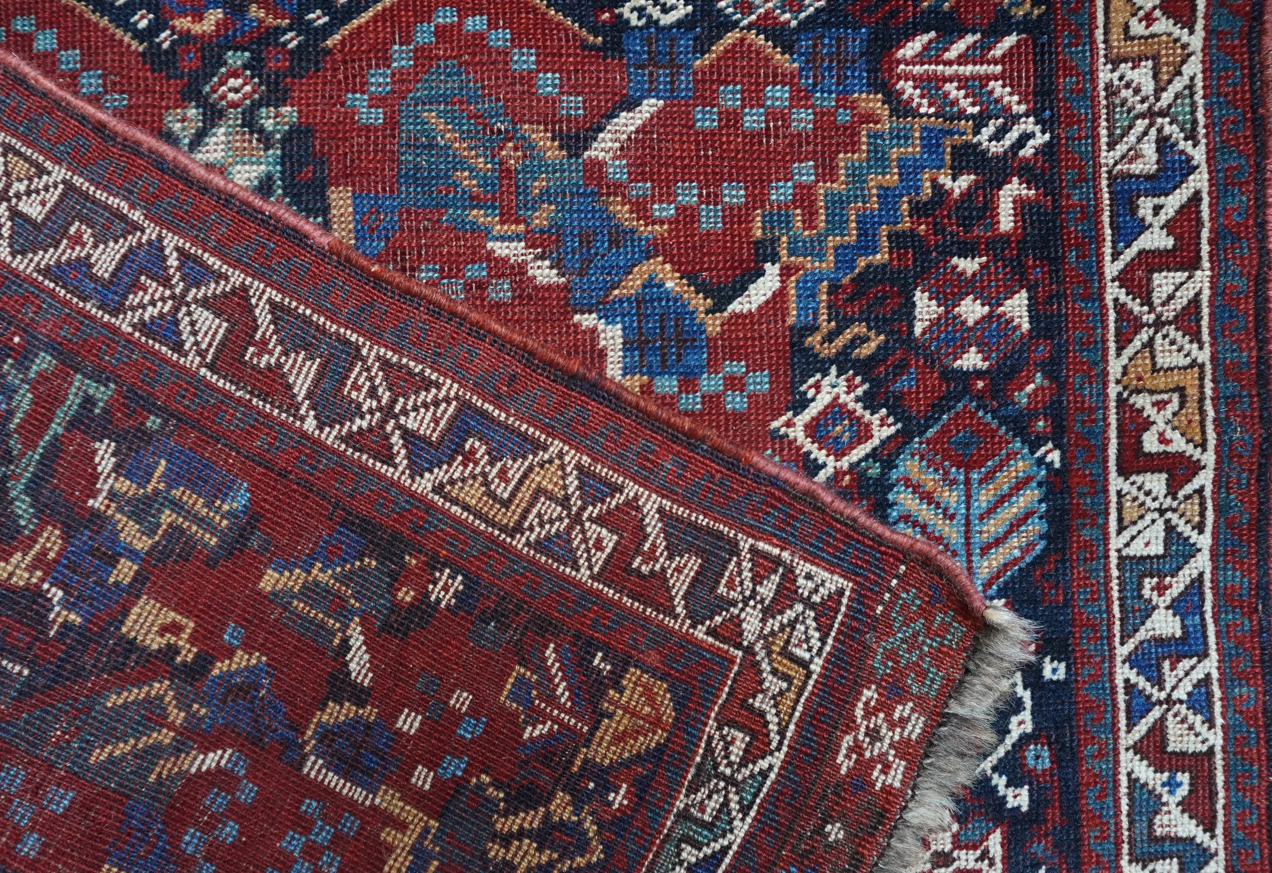 Tappeto Qashqai o Khamseh, Persia meridionale, XIX secolo