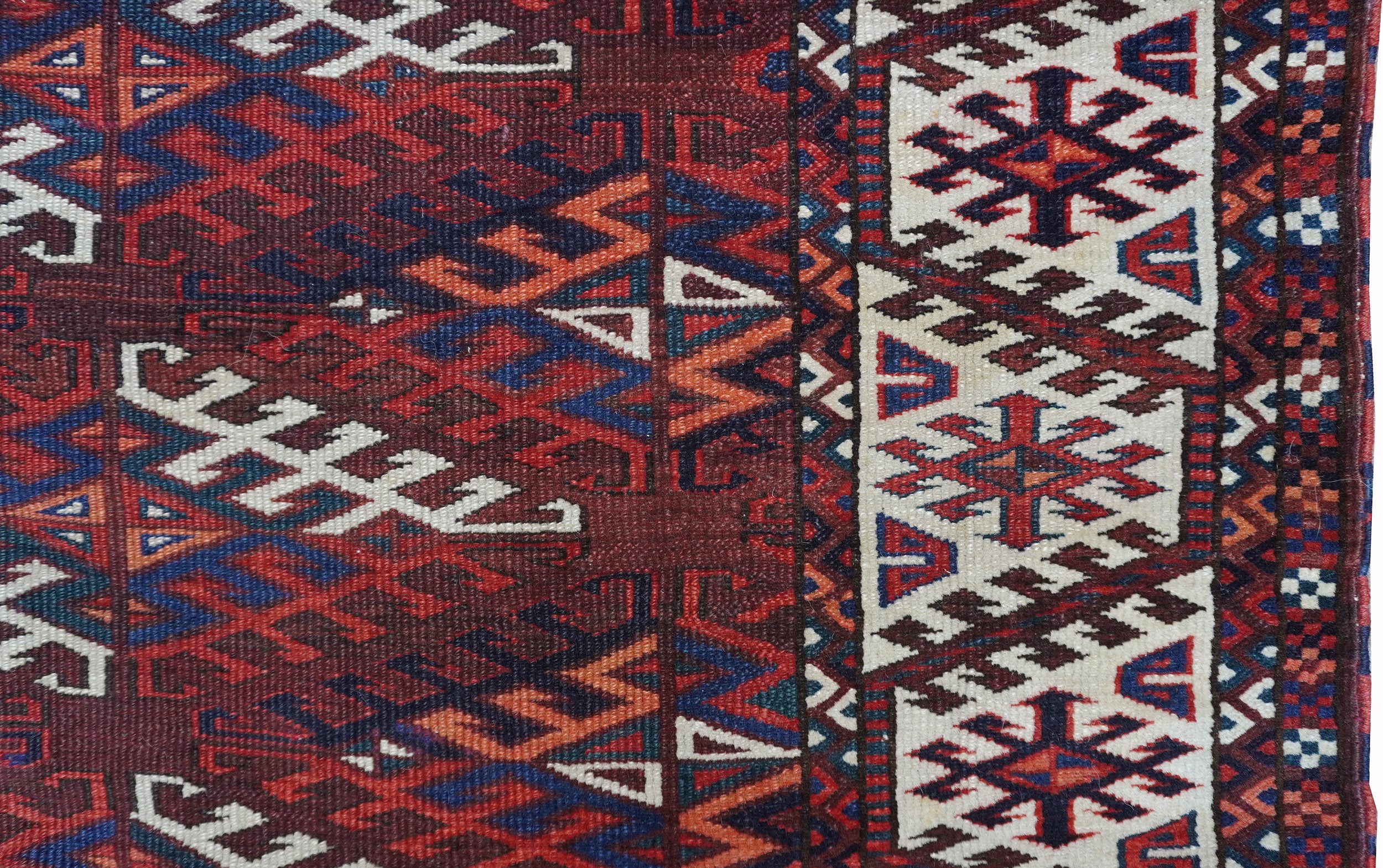Tappeto Yomut principale, Turkmenistan, seconda metà XIX secolo