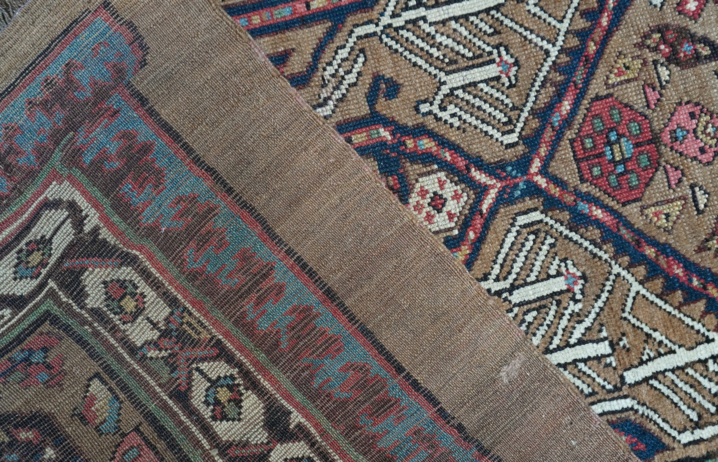 Tappeto di Persia occidentale, Passatoia Sarab, fine XIX secolo