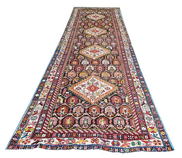 A Chila long rug