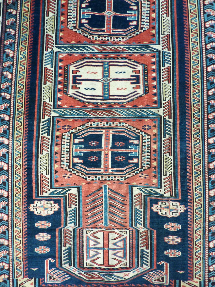 Caucaso orientale, Tappeto Kuba-Baku con disegno Orduch Konagkend, annodatura fine, fine XIX seco...