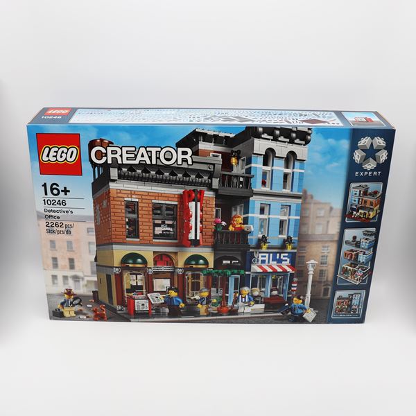 The LEGO Group - LEGO 10246 – Detective's Office