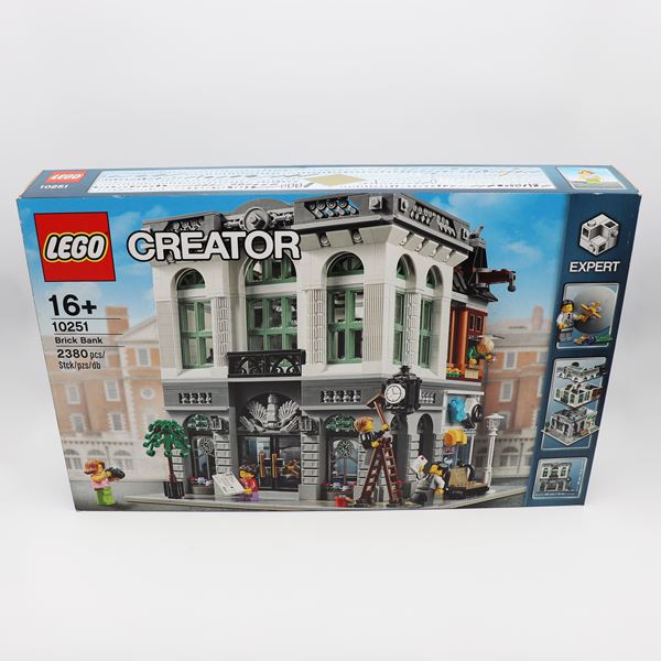 The LEGO Group - LEGO 10251 – Brick Bank