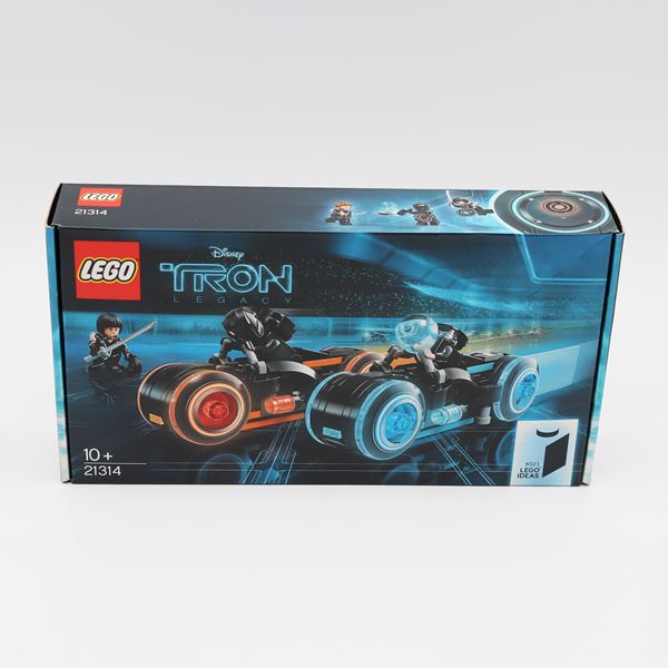 The LEGO Group - LEGO 21314 – TRON: Legacy Lightcycle