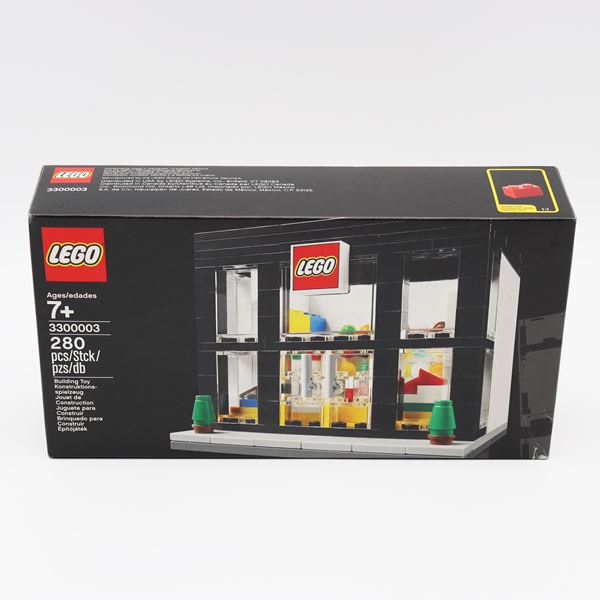 LEGO 3300003 – LEGO Brand Retail Store
