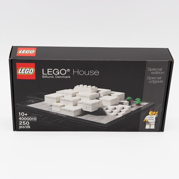 The LEGO Group - LEGO 4000010 – LEGO House – Billund, Denmark