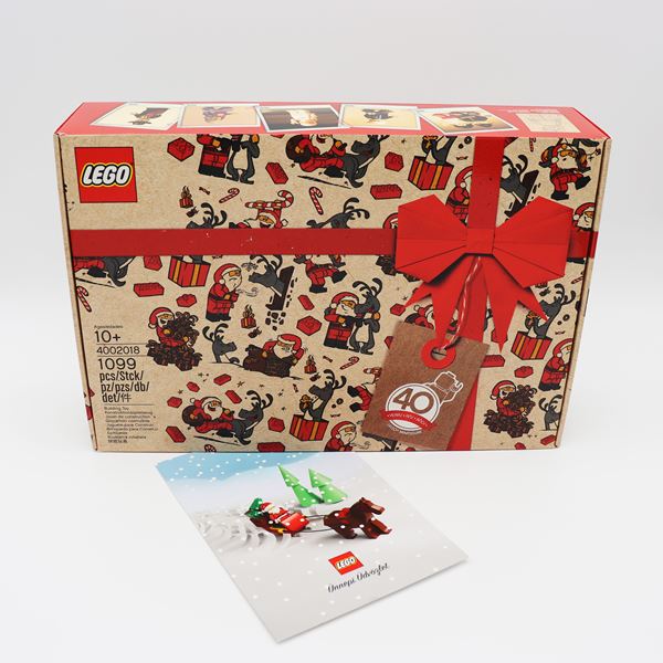 The LEGO Group - LEGO 4002018 – 40 Years LEGO Minifigure (Employee Exclusive)