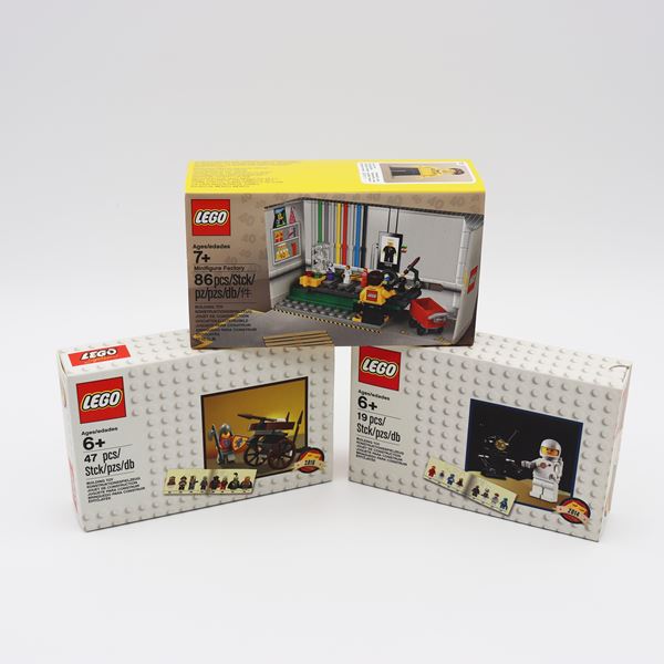 LEGO Minifigure Celebration – Three–Set Lot