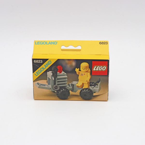The LEGO Group - LEGO 6823 – Surface Transport
