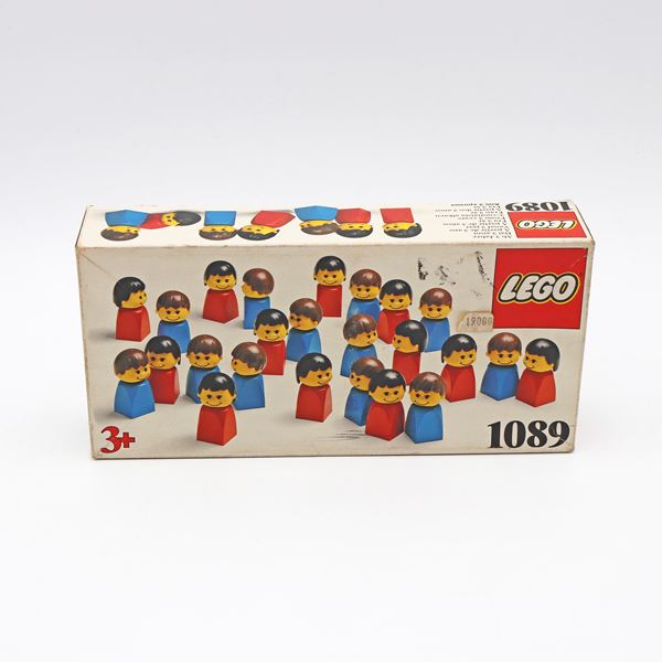 LEGO 1089 ×2 – Dacta Basic Figures Lot