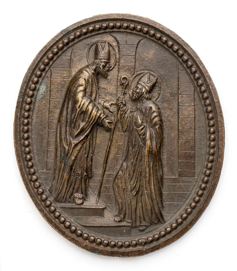 Due Vescovi sul Sagrato di una Chiesa