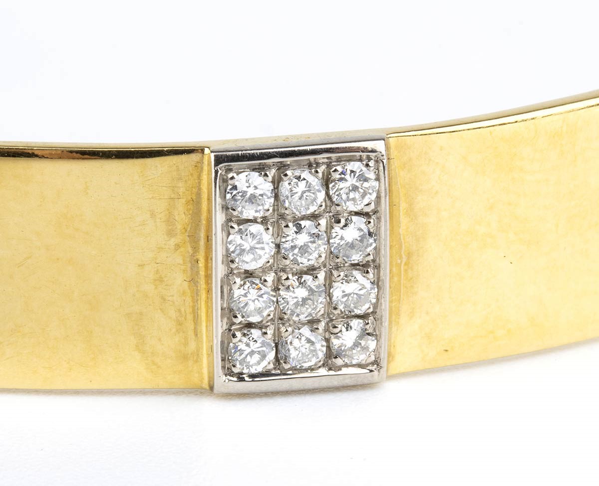 Bracciale Rigido in Oro e Diamanti