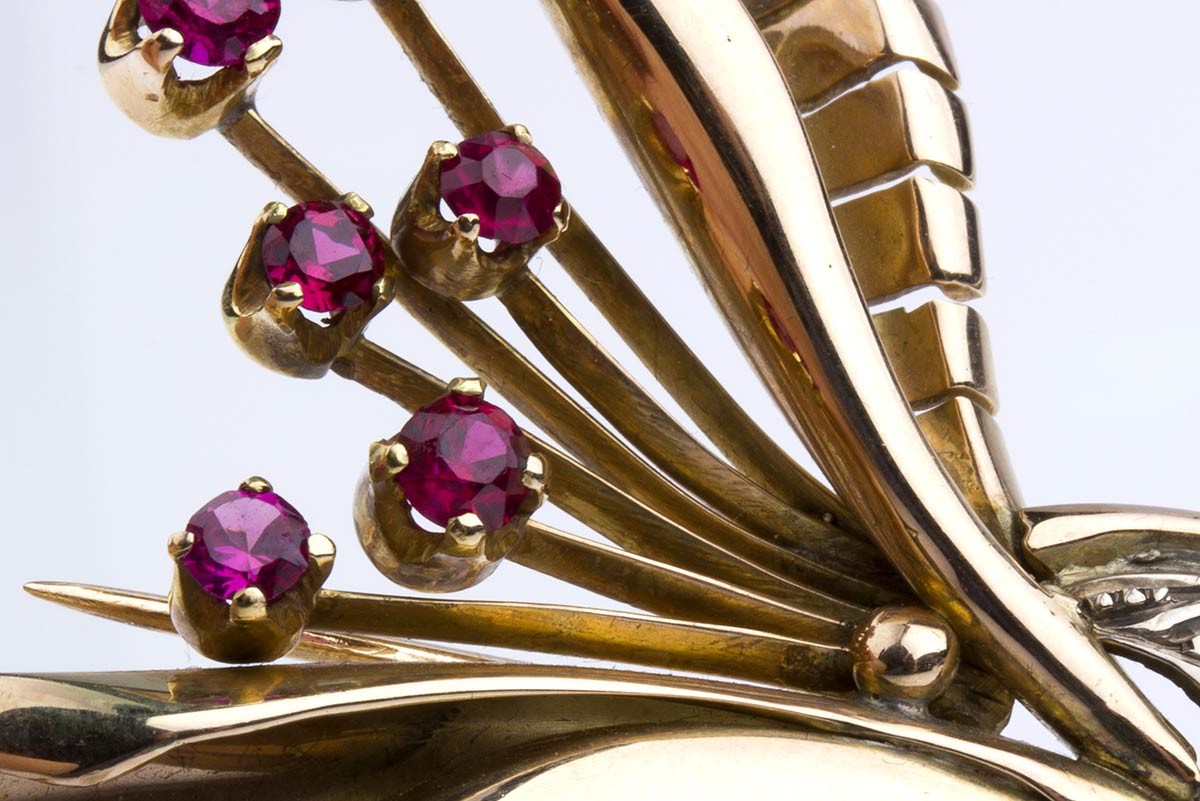 Spilla in Oro con Rubini e Diamanti - Anni '40
