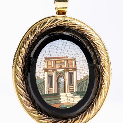 Spilla Italiana in Oro con Micromosaico - XIX Secolo